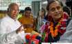 Mallikarjun Kharge and Shashi Tharoor in fight for Congress President- India TV Hindi News