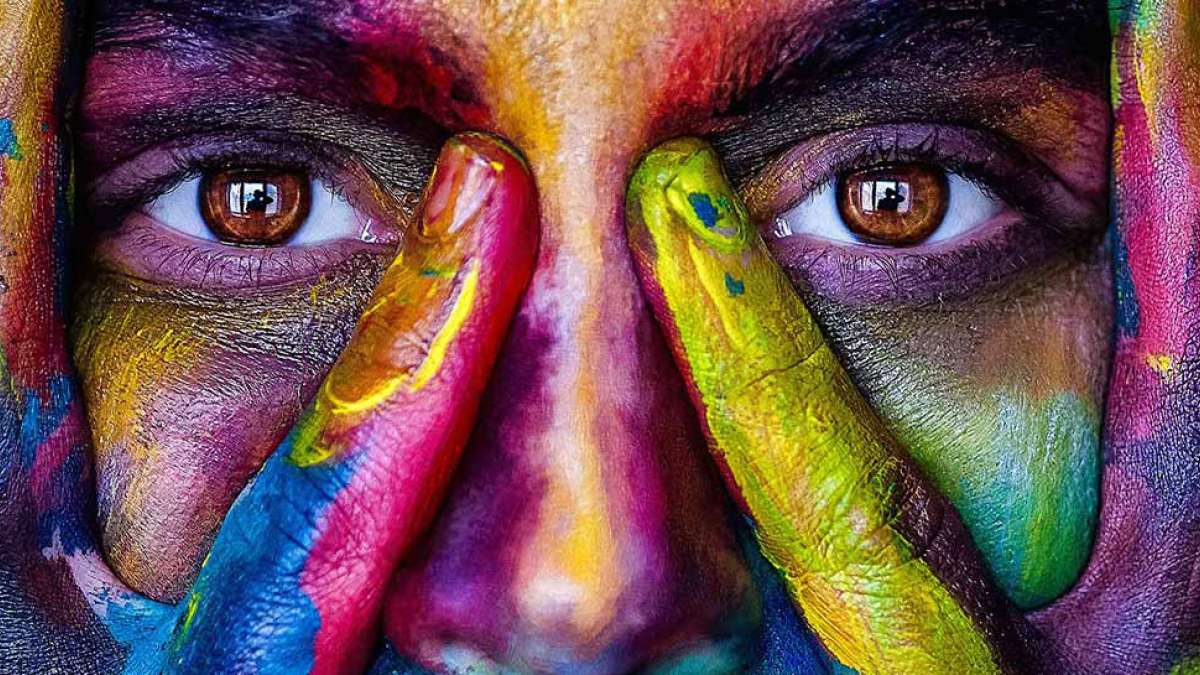 Holi 2019 know how harmful are artificial colours for the skin and health: Holi 2019: होली में रंगों के साथ ज्यादा मस्ती हो सकती है जानलेवा, ऐसे रखें खुद का ख्याल -
