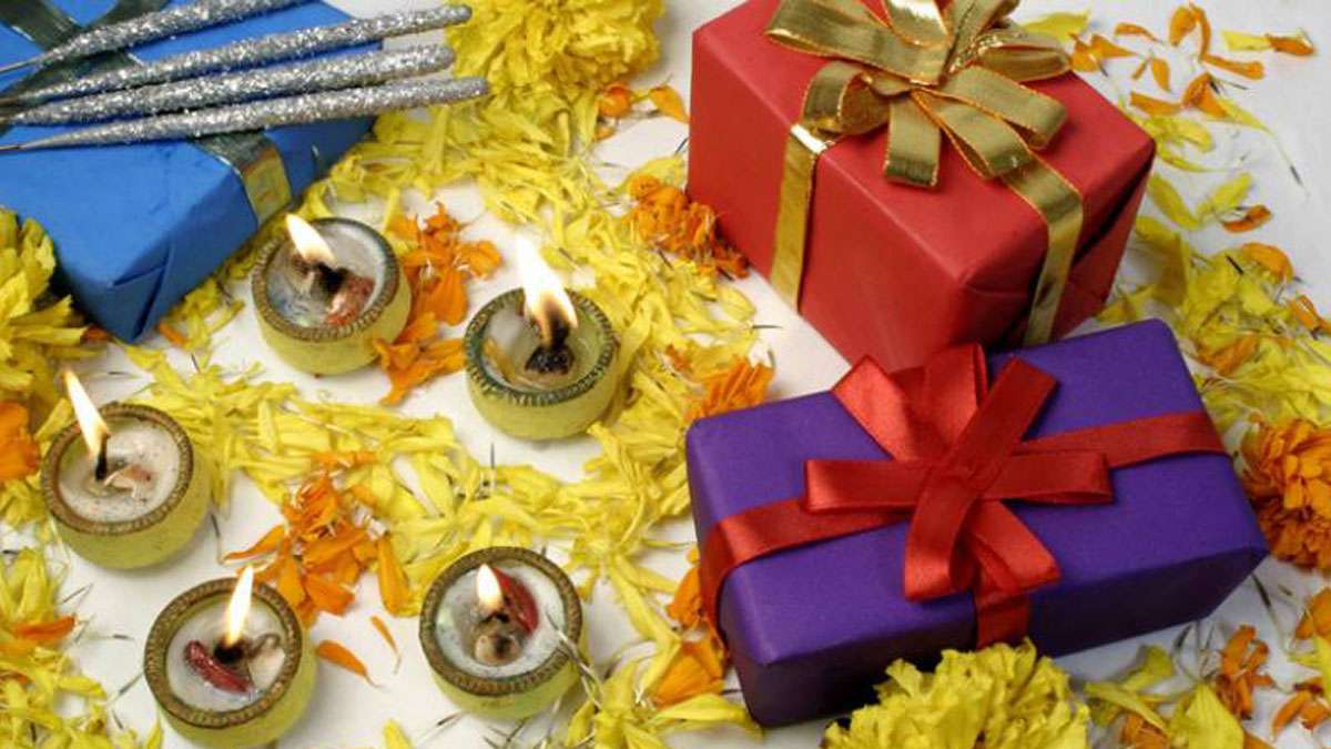 Diwali 2019: Give special gifts to your loved ones : इस ...