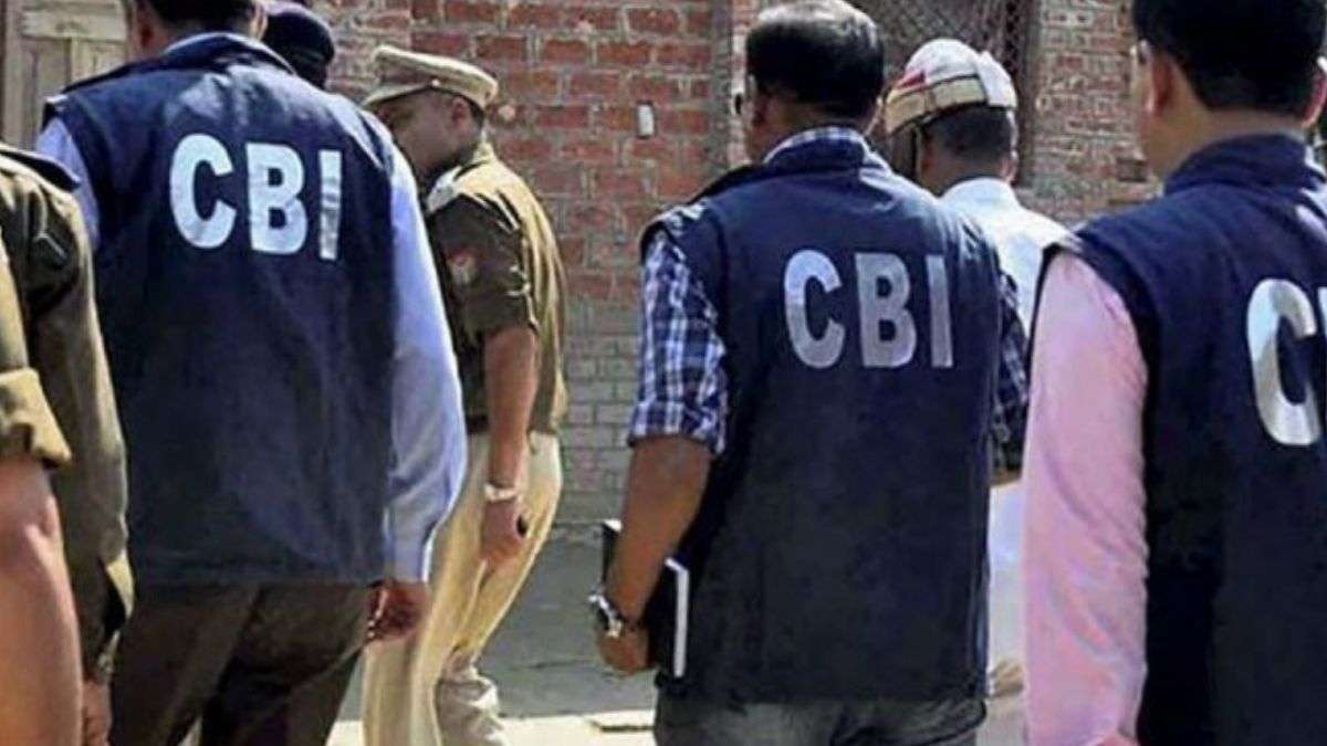 CBI takes major action in FCI scam case; simultaneous raids in Haryana,  Delhi and Punjab | CBI ने FCI घोटाला मामले में लिया बड़ा ऐक्शन; हरियाणा,  दिल्ली और पंजाब में एक साथ
