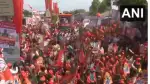 अहमदाबाद के साणंद में गृह मंत्री अमित शाह का रोड शो, बड़ी संख्या में उमड़ी भीड़
