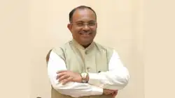 BMC चुनाव में गणेश खनकर को चुना गया बीजेपी गुट का नेता: सूत्र