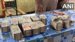 तमिलनाडु: श्रीवैकुंठम से कांग्रेस उम्मीदवार के आवास से 65 लाख रुपए बरामद, फ्लाइंग स्क्वाड टीम ने की थी छापेमारी