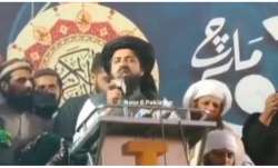 pakistan economic crisis pakistan leader saad hussain rizvi said hold quran and atom bomb in your ha- India TV Paisa