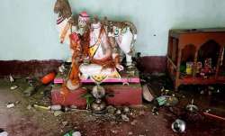 बांग्लादेश में तोड़े गए हिंदू मंदिर (फाइल)- India TV Hindi