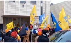  Khalistani SUupporters attack Indian consulate in America after britain vandalized a lot video vira- India TV Paisa
