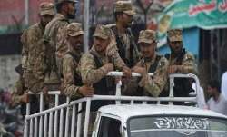 राजनीतिक घमासान से जूझ रहे पाकिस्तान से आया बड़ा बयान, लागू हो सकता है सैन्य कानून - India TV Paisa
