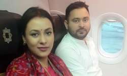 बिहार के डिप्टी सीएम तेजस्वी यादव और पत्नी राजेश्वरी- India TV Paisa