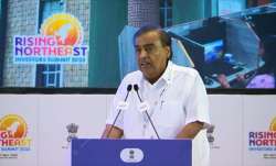 नई दिल्ली में शुक्रवार को आयोजित उभरते पूर्वोत्तर निवेशक शिखर सम्मेलन 2025 को संबोधित करते रिलायंस इ- India TV Paisa