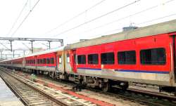 IRCTC पर Tatkal टिकट बुक करने के लिए आपका प्रोफाइल आधार से ऑथेंटिकेट होना चाहिए। - India TV Paisa