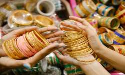 निकट भविष्य में सोने और चांदी की कीमतों में उतार-चढ़ाव बना रह सकता है।- India TV Paisa