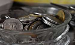 रिजर्व बैंक इन सिक्कों को लेकर लोगों को लगातार मैसेज भेज रहा है। - India TV Paisa