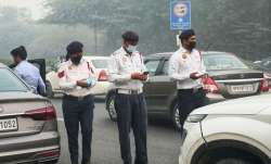 दिल्ली में कार लेकर...- India TV Paisa