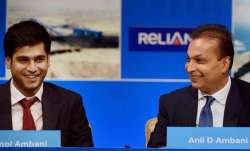 बाएं से जय अनमोल अनिल अंबानी और अनिल अंबानी। (फाइल फोटो)- India TV Paisa