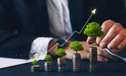 उम्र के हिसाब से SIP...- India TV Paisa