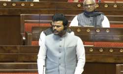 इंडिगो संकट के मामले में सोमवार को राज्य सभा में बोलते हुए केंद्रीय नागरिक उड्डयन मंत्री राम मोहन ना- India TV Paisa