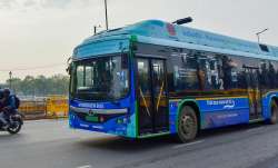 दिल्ली बसों में...- India TV Paisa