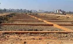 नोएडा एयरपोर्ट के पास...- India TV Paisa