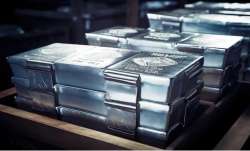 Silver Gold Rates, gold price silver price, today gold rate, today gold price, Venezuela-US tensions- India TV Paisa