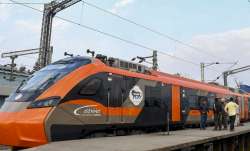 भारत की पहली वंदे भारत...- India TV Paisa