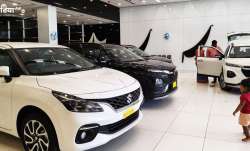 भारत में वित्तीय वर्ष के आखिर में यानी मार्च में कार डीलरशिप्स पर भारी छूट और आकर्षक ऑफर्स मिल जाते - India TV Paisa