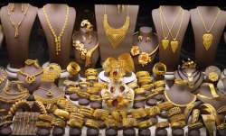 सोना के दाम में गिरावट...- India TV Paisa