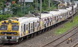 88 मुंबई लोकल ट्रेनें...- India TV Paisa