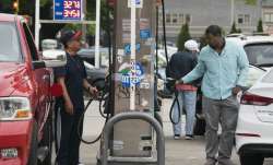 petrol, petrol price, petrol price in us, petrol price in america, israel iran war, us iran war, cru- India TV Paisa