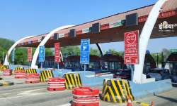 वर्ष 2025 में यीडा ने औद्योगिक सेक्टरों को एक्सप्रेसवे से जोड़ने के लिए सेक्टर-28-29 के बीच विशेष रै- India TV Paisa