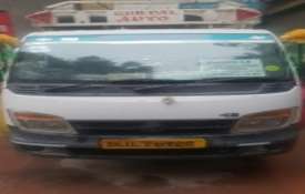 drug supplier pasted covid supply sticker on tempo to cheat police पुलिस को चकमा देने के लिए ड्रग सप drug supplier pasted covid supply sticker on tempo to cheat police पुलिस को चकमा देने के लिए ड्रग सप- India TV Hindi