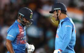 Is Rishabh Pant ready to replace Mahendra Singh Dhoni? Rohit Sharma replied Is Rishabh Pant ready to replace Mahendra Singh Dhoni? Rohit Sharma replied- India TV Hindi