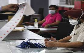 Modi govt has no plan to introduce four-day work week in government offices Modi govt has no plan to introduce four-day work week in government offices- India TV Hindi