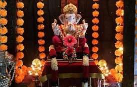 बुधवार के दिन भगवान गणेश को चढ़ाएं इस तरह नारियल, बिजनेस में होगी तेजी से बढ़ोत्तरी बुधवार के दिन भगवान गणेश को चढ़ाएं इस तरह नारियल, बिजनेस में होगी तेजी से बढ़ोत्तरी- India TV Hindi