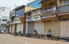 Second lockdown detrimental for economy, labourers started planning their return journeys Second lockdown detrimental for economy, labourers started planning their return journeys- India TV Hindi