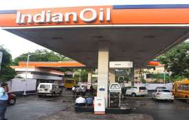 COVID to shave-off 25pc of auto fuel demand in April COVID to shave-off 25pc of auto fuel demand in April- India TV Hindi