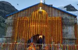 केदारनाथ धाम के कपाट खुले, बाबा के ऑनलाइन होंगे दर्शन केदारनाथ धाम के कपाट खुले, बाबा के ऑनलाइन होंगे दर्शन- India TV Hindi