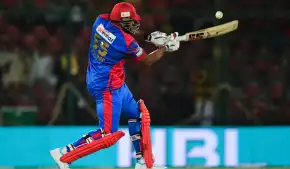 T20 क्रिकेट में सबसे ज्यादा रन बनाने वाले बल्लेबाज, वर्ल्ड रिकॉर्ड टूटने की दहलीज पर
