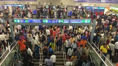 porn video on delhi metro rajiv chowk - India TV Hindi News