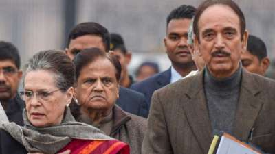 G-23 leader Ghulam Nabi Azad met Sonia Gandhi, says meeting was good | सोनिया गांधी से मिले G-23 के नेता गुलाम नबी आजाद, कहा- अच्छी रही मुलाकात - India TV Hindi News