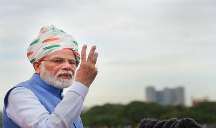 PM Modi Birthday: ये हैं वो 5 चर्चित स्लोगन, जिन्होंने नरेंद्र मोदी की छवि को गढ़ा