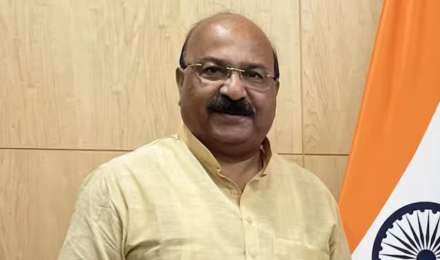 सांसद जी को आया फोन, लड़की बोली- 2 करोड़ रुपए दीजिए, वरना अंजाम भुगतने को तैयार रहिए 
