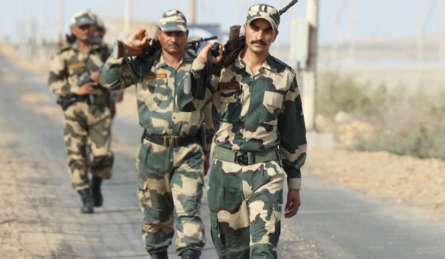 BSF में 500 से ज्यादा पदों पर भर्ती, क्या 10वीं पास भी कर सकते हैं आवेदन?