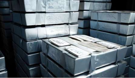 MCX पर 2.42 लाख रुपये हुई चांदी की कीमत, एक ही हफ्ते में 31,348 रुपये महंगा हुआ सिल्वर