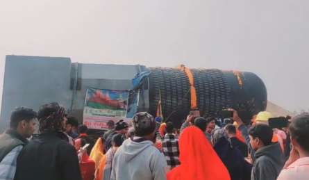 बिहार: विराट रामायण मंदिर में आज स्थापित होगा दुनिया का सबसे बड़ा शिवलिंग, 210 टन है वजन, जानें अन्य खासियतें