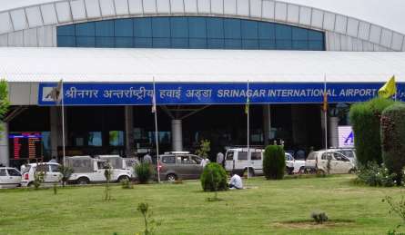 श्रीनगर एयरपोर्ट को मिला ₹1677 करोड़ का बूस्टर! बनेगा हाईटेक टर्मिनल, पर्यटन और रोजगार को मिलेगा बढ़ावा