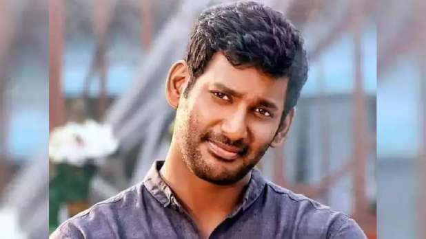 Tamil star Vishal narrowly escapes accident during shooting accident  happened on the sets of Mark Antony | शूटिंग के दौरान दुर्घटना में बाल-बाल  बचे  तमिल स्टार विशाल, 'मार्क एंटनी' के सेट पर