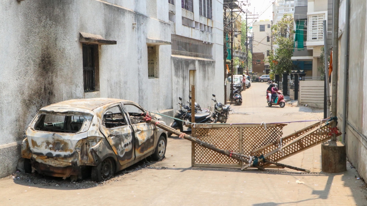 नागपुर हिंसा: बांग्लादेश से मिली दंगे भड़काने की धमकी, अब तक 10 FIR दर्ज, 90 लोग गिरफ्तार