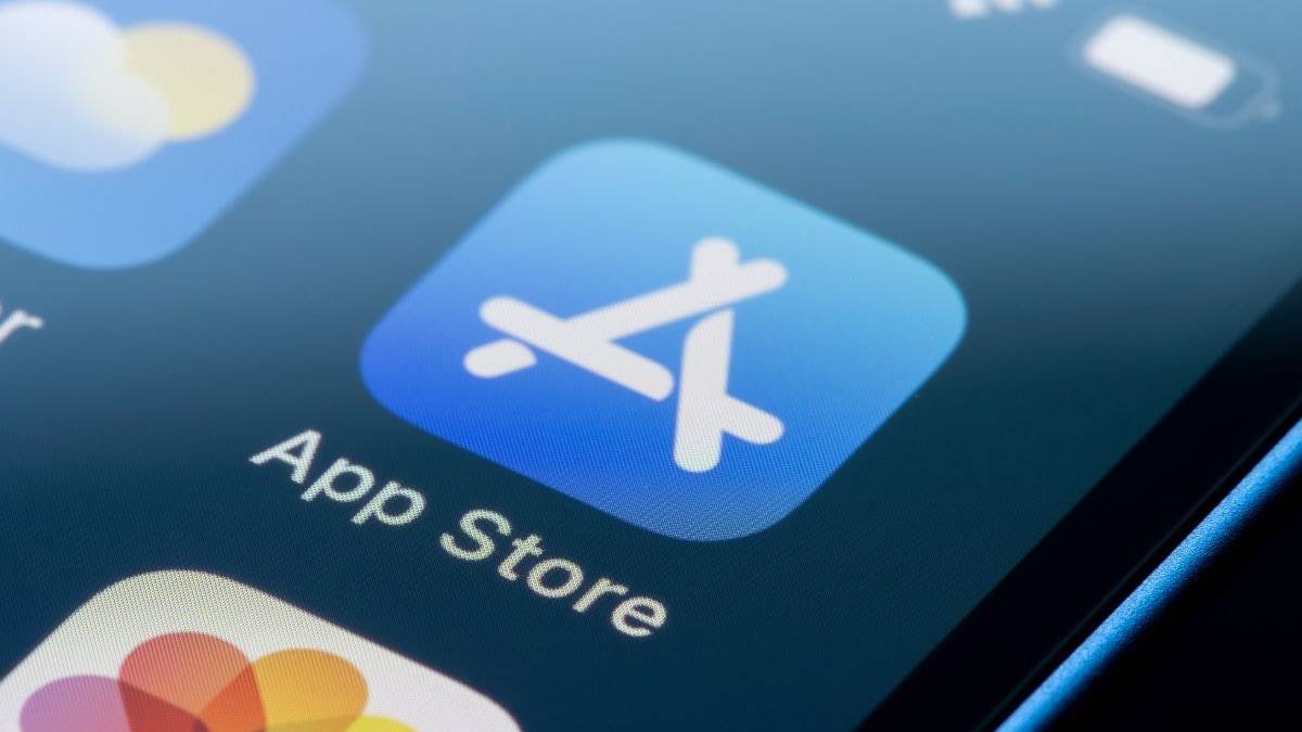 Apple ने App Store से हटाए ये खतरनाक ऐप्स, कहीं आपके iPhone में नहीं है इंस्टॉल?