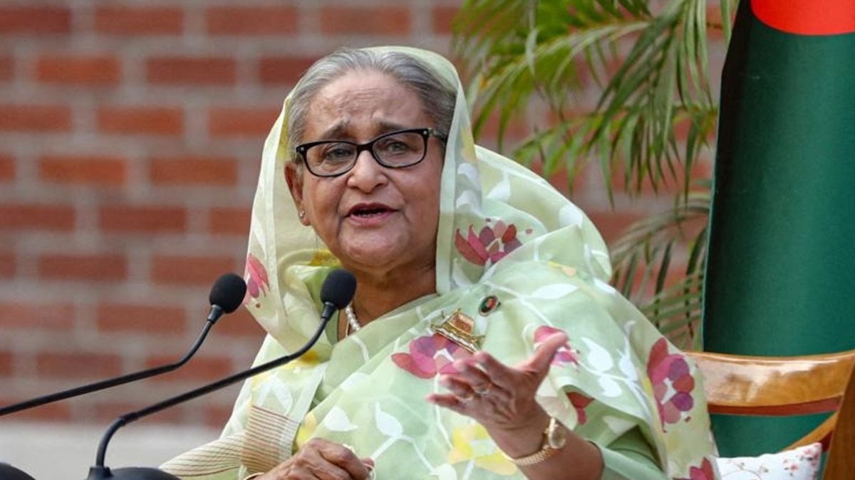 शेख हसीना ने मुहम्मद यूनुस को धो डाला! चेतावनी देते हुए कहा 'आग से खेलोगे तो जल जाओगे'