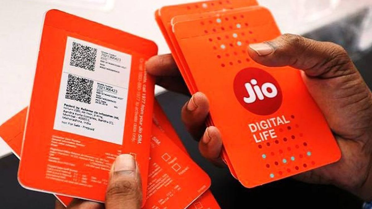 Jio के करोड़ यूजर्स को बड़ी राहत, 895 रुपये में मिलेगी 336 दिनों की लंबी वैलिडिटी